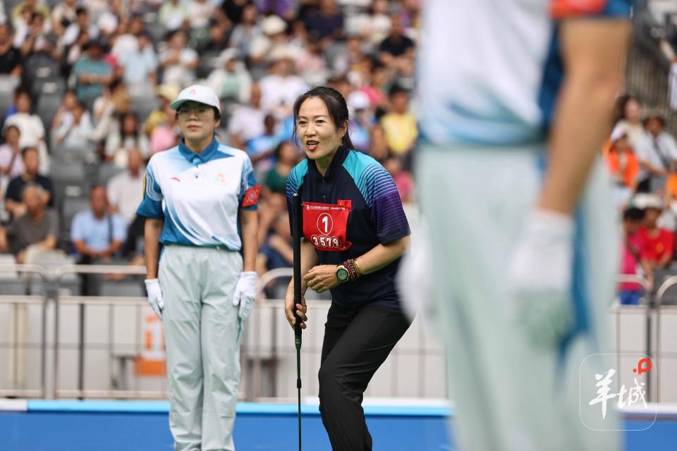 om, 钟振彬 om, 钟振彬