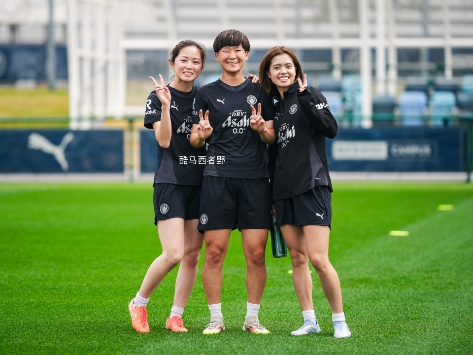 季在英女超, OcWFa