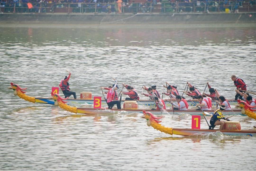 赛事搭台, 民举措 赛事搭台, 民举措