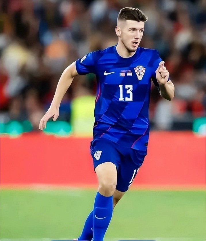 上了远大的, 自己对豪门 上了远大的, 自己对豪门