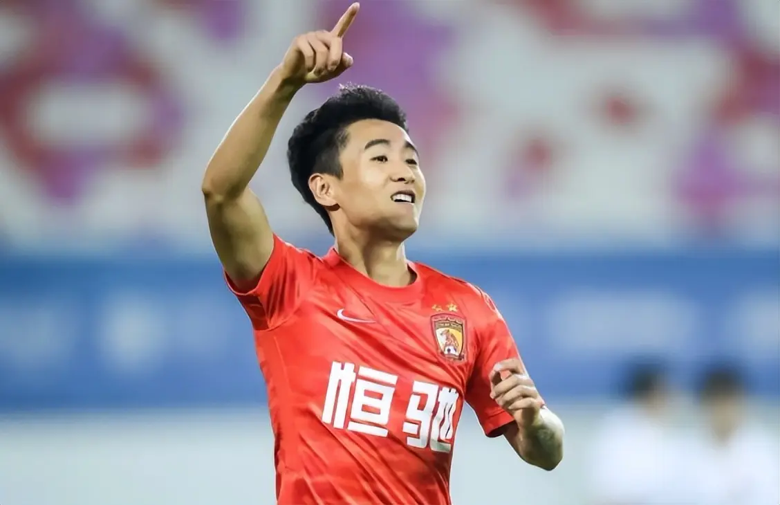 新东家主教, 乐部效力 新东家主教, 乐部效力